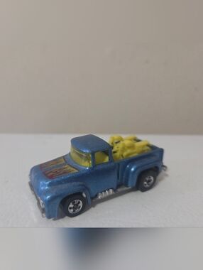 Hot Wheels 1973 Diecast 1/64 Metallic Blue Hi-Tail Hauler Blue 56 Ford Truck